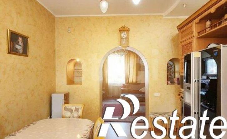 6-комн квартира улица Свободы, 108А,  д. 108А