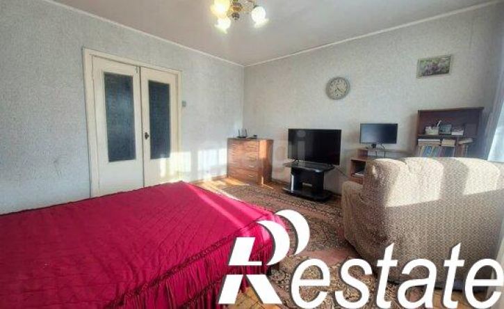 3-комн квартира улица Хохрякова, 2,  д. 2