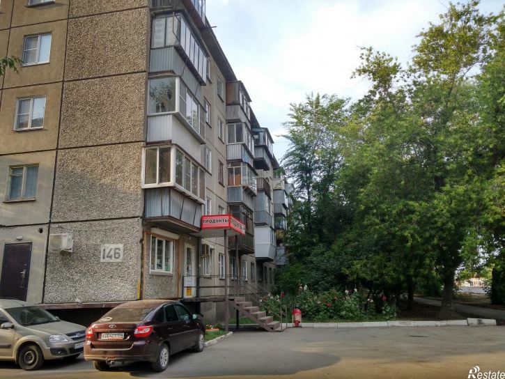 1-комн квартира улица Танкистов 146А