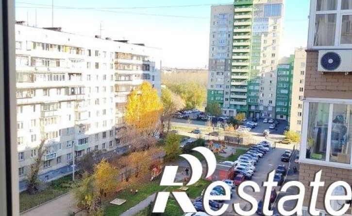 3-комн квартира улица Братьев Кашириных, 12В,  д. 12В
