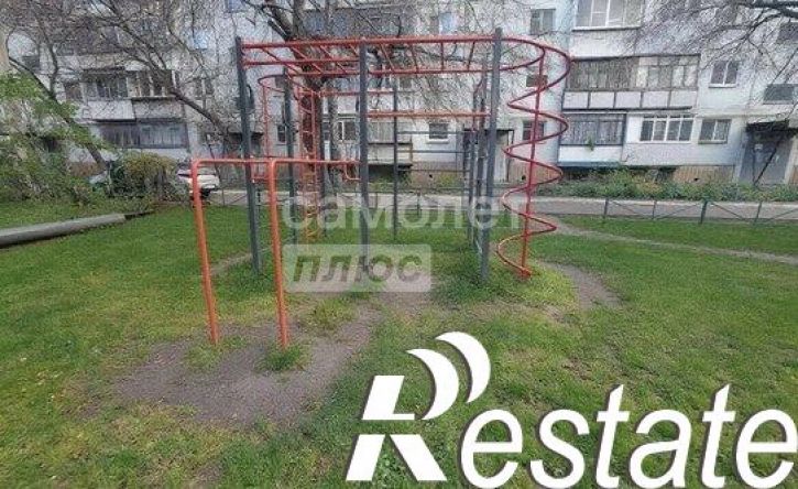 3-комн квартира улица Потёмкина, 14,  д. 14