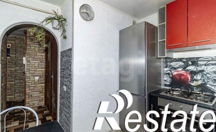 4-комн квартира улица Потёмкина, 18А,  д. 18А