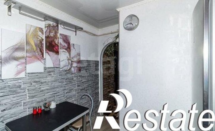 4-комн квартира улица Потёмкина, 18А,  д. 18А