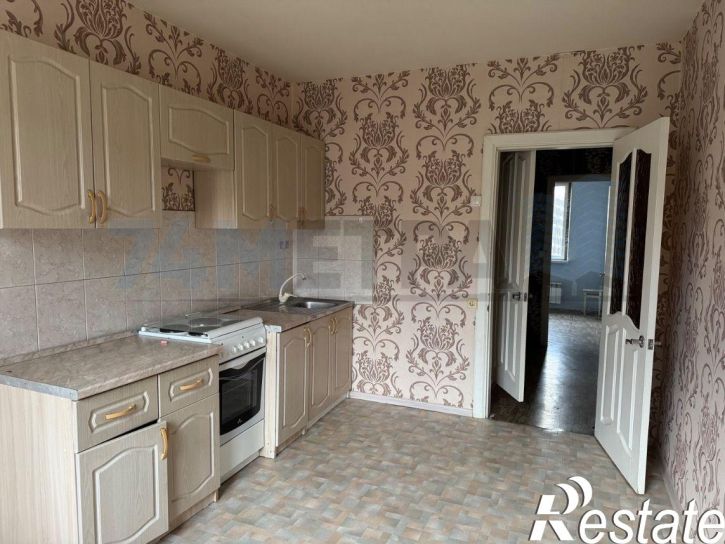 3-комн квартира Блюхера ул, 81А