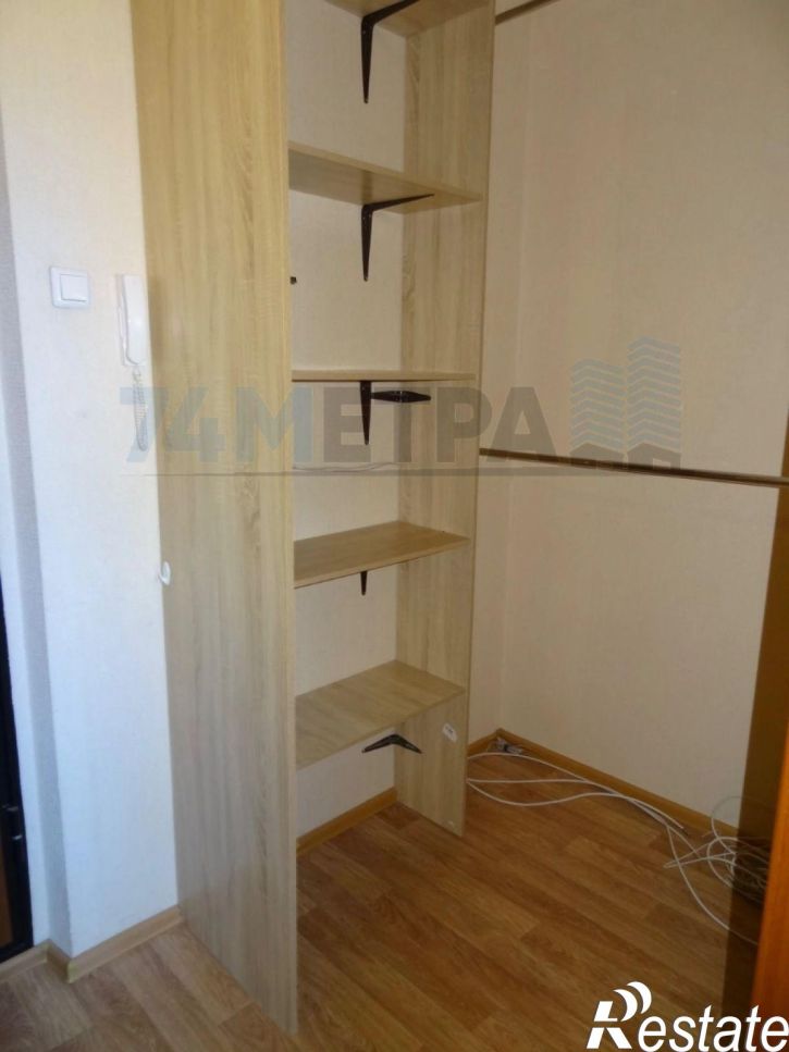1-комн квартира Изумрудная ул, 6
