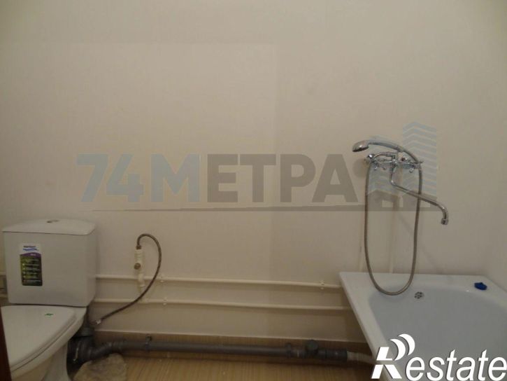 1-комн квартира Изумрудная ул, 6