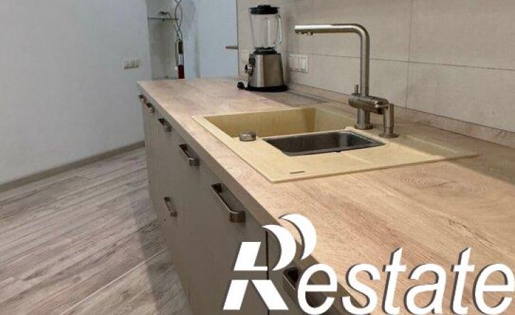 3-комн квартира улица Энтузиастов, 11В,  д. 11В