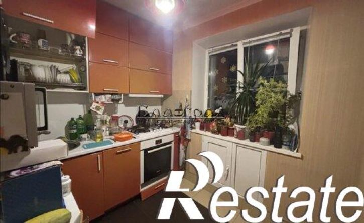 3-комн квартира улица Дзержинского, 92,  д. 92
