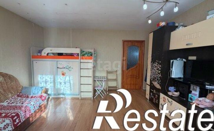 3-комн квартира улица 40-летия Победы, 35,  д. 35
