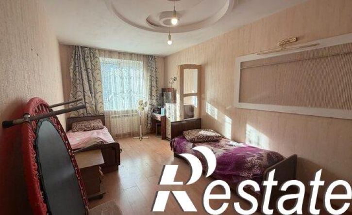3-комн квартира улица 40-летия Победы, 35,  д. 35