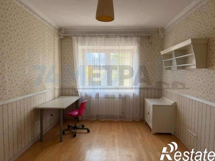 3-комн квартира Энтузиастов ул, 14в